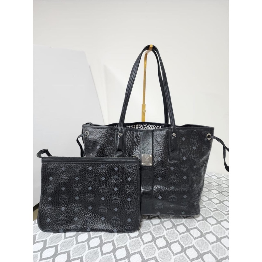 Authentic MCM Visetos Medium Liz Reversible Shopper Tote/Pochette Black